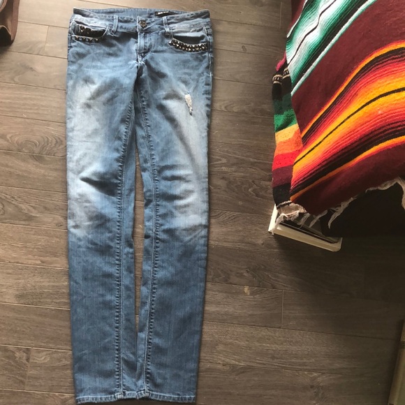 ⭐️SALE⭐️Black Orchid super Skinny distressed studded pockets - Picture 2 of 5